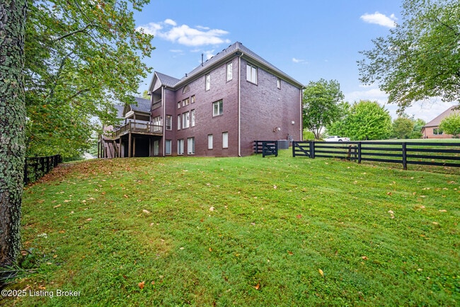Building Photo - 12307 Ridgeview Dr