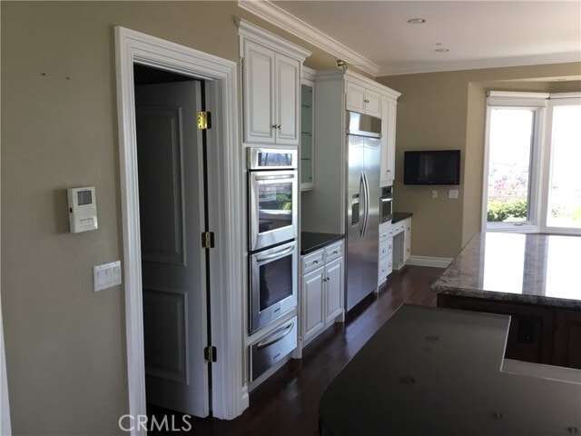 Building Photo - 9772 Crestview Cir