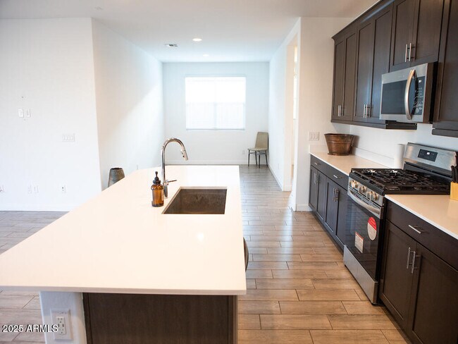 Building Photo - 4342 Enmark Dr