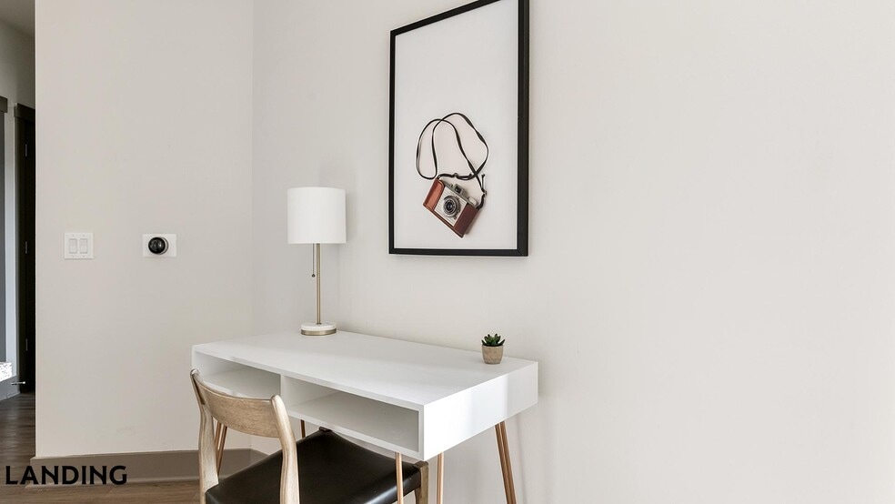 Building Photo - 2650 S McDonald St