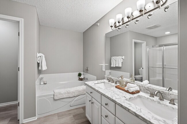 Building Photo - 10098 Bridgehill Terrace