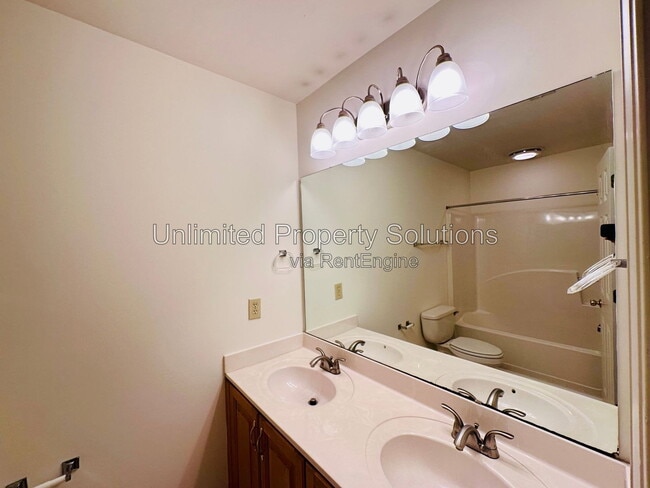 Building Photo - 5813 Wrightsville Ave