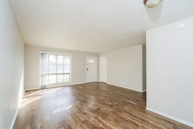 Building Photo - 3478 Hermosa Ct