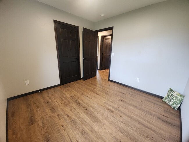 Building Photo - Newly Built 3BR/2BA Home in Oshkosh, WI