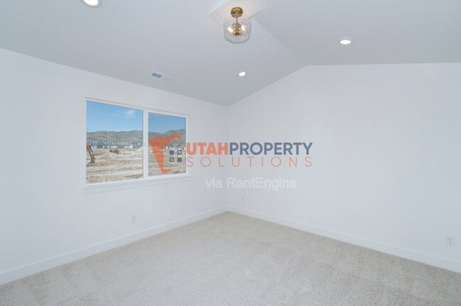 Building Photo - 4423 Templar Dr