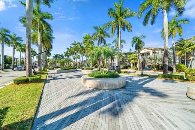 Building Photo - 4648 NW 83rd Ave