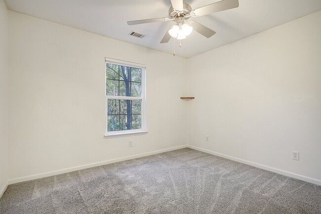 Building Photo - 1785 Hickory Knoll Way