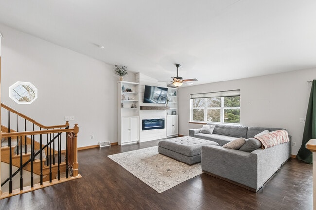 Building Photo - 1179 St Albert the Great Ct