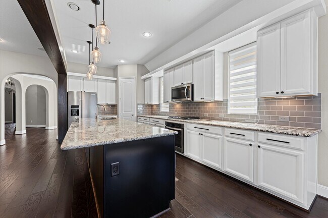 Building Photo - 10811 Gates Randal Ct