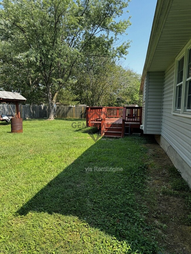 Building Photo - 5088 Blarney St