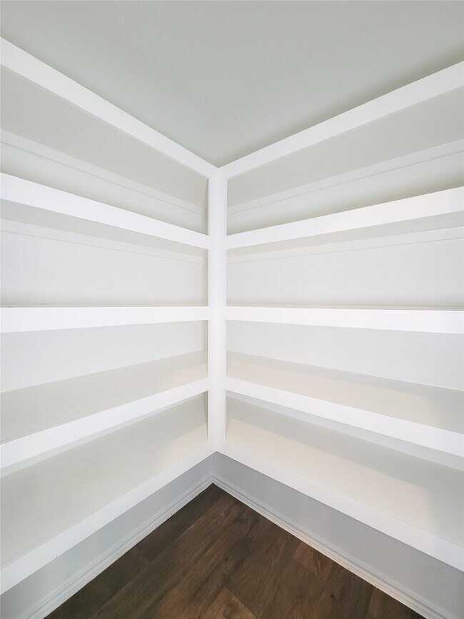 Building Photo - 14741 Hazel Br Dr