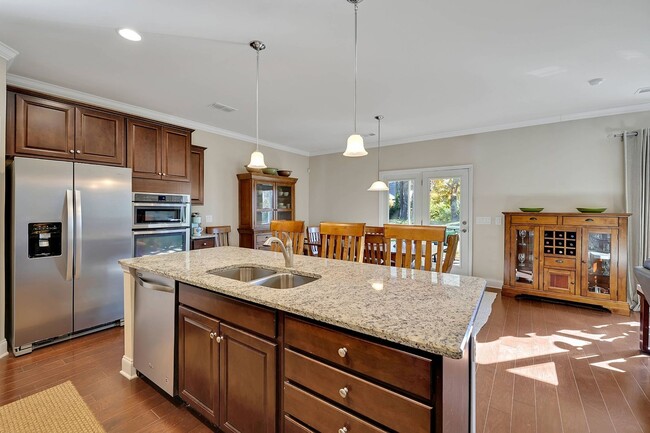 Building Photo - Sparkling clean 4 bedroom home in Spring H...