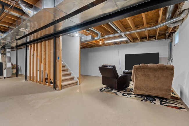 Building Photo - 254 Hunters Trail