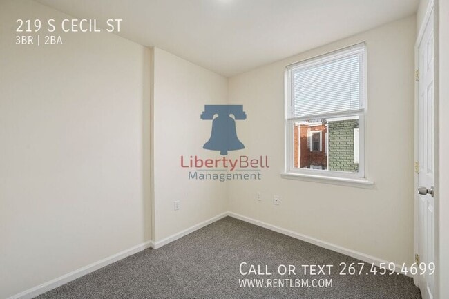 Building Photo - 219 S Cecil St