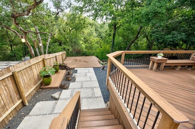 Building Photo - 4033 Canyon Glen Cir