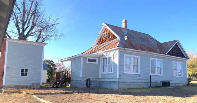 Building Photo - 119 Idlewilde Blvd