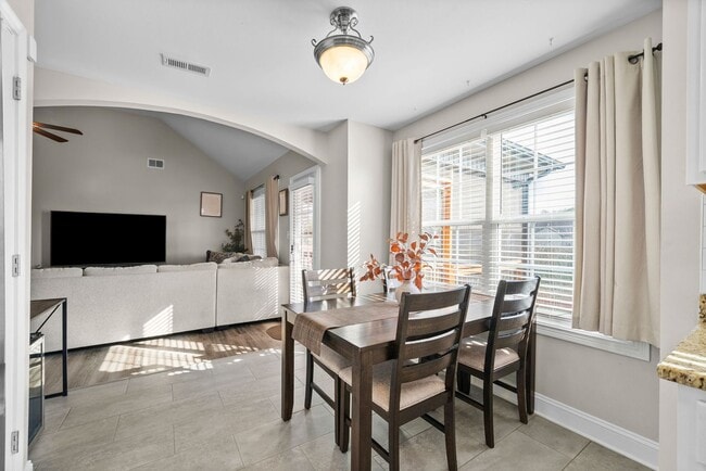 Building Photo - 129 Ambridge St