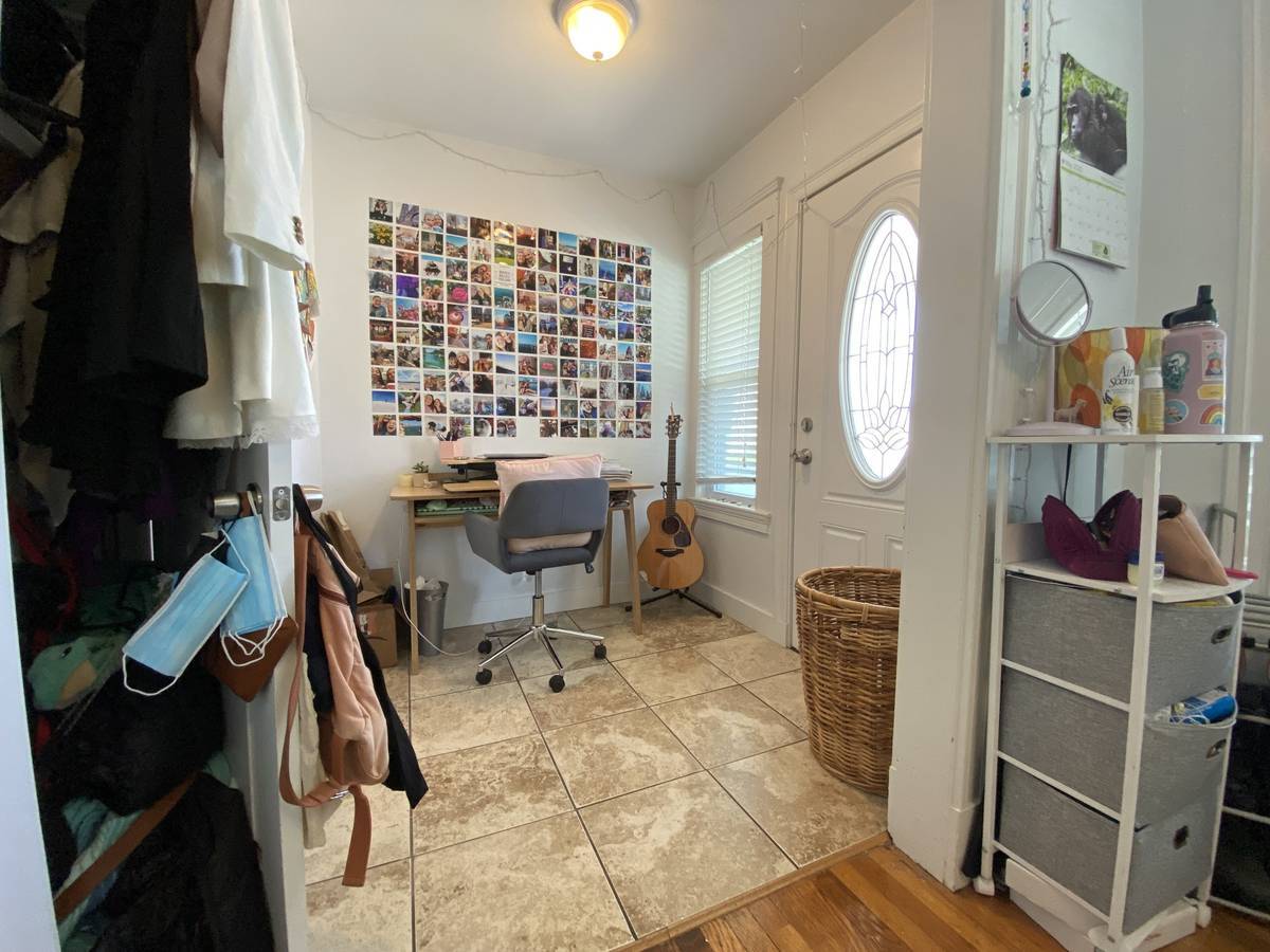 Building Photo - 2 Vassar St