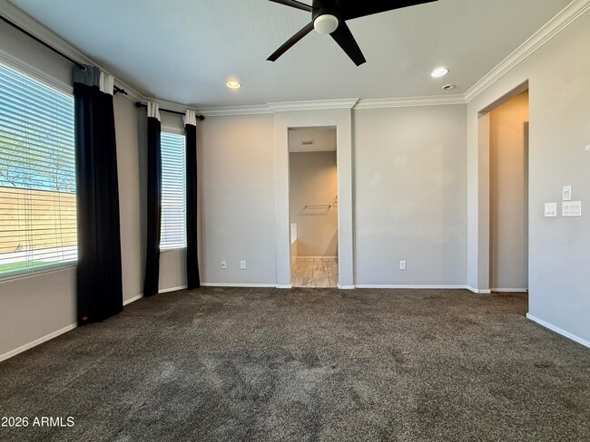 Building Photo - 9464 W Fallen Leaf Ln