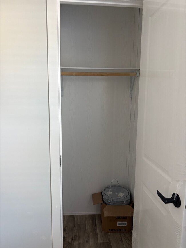 Building Photo - 127 Hubert Blvd