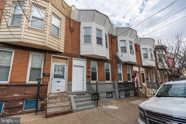 Building Photo - 2265 E Clearfield St