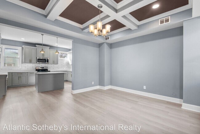 Building Photo - 6 br, 4 bath House - 806 W 34th Street