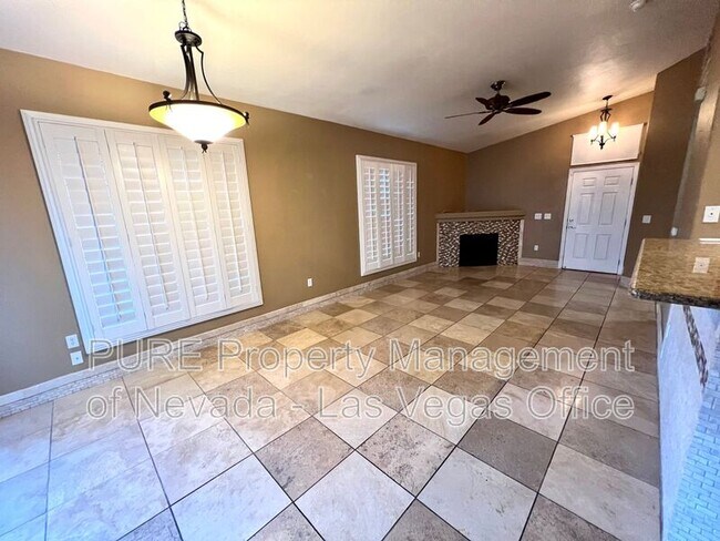 Building Photo - 3545 Cactus Shadow St