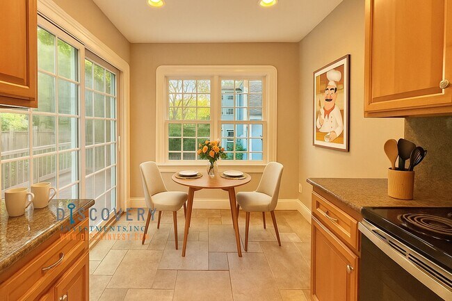 Building Photo - Upper Rockridge 3 Bedroom Home Coming Soon!
