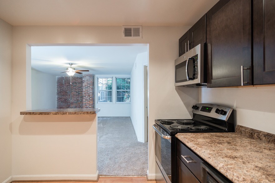 Thames Point Apartments Baltimore Md Apartment Finder