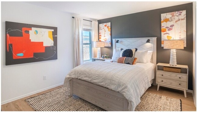 Building Photo - 12039 Rockview Dr