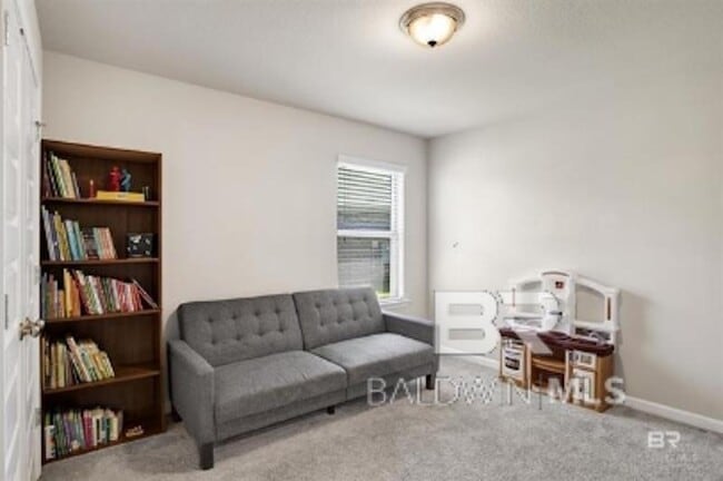 Building Photo - 1283 Fairlawn Dr