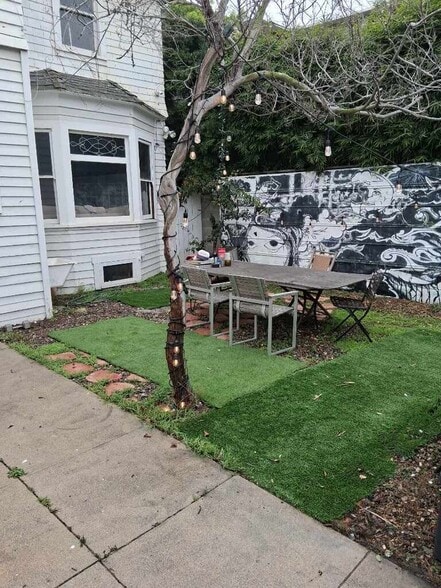 BACK YARD - 49 Dudley Ave