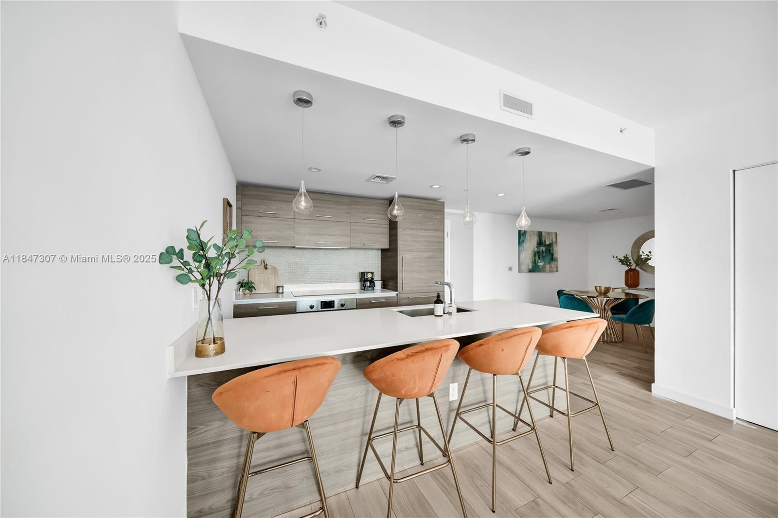 Building Photo - 1300 S Miami Ave