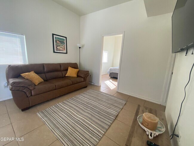 Building Photo - 4151 Emory Rd