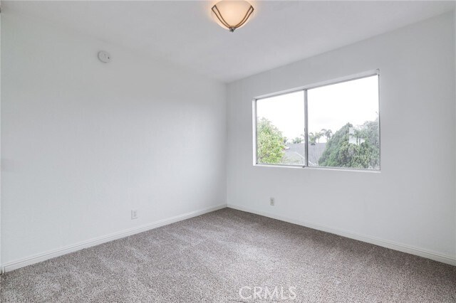 Building Photo - 8602 Doremere Dr