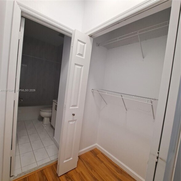 Building Photo - 642 SW 106th Ave