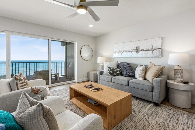 Building Photo - 145 S Shore Dr