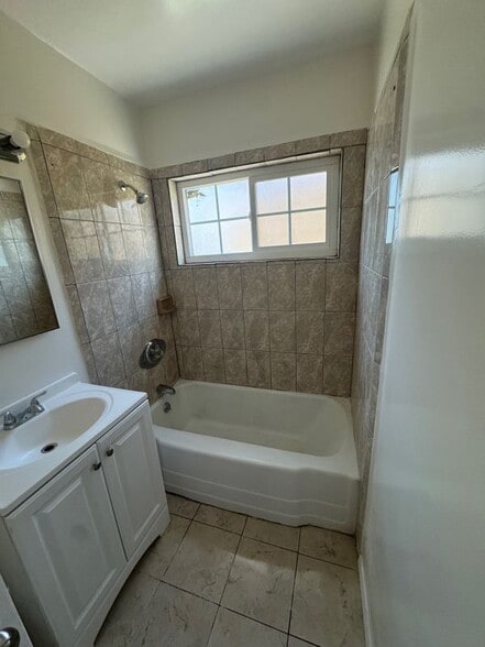 Building Photo - 3310 Burton Ave