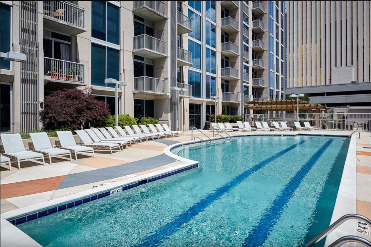 Building Photo - 300 S Church St