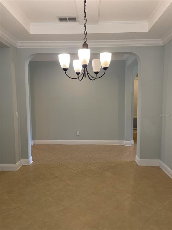 Building Photo - 2062 Redbay Ave