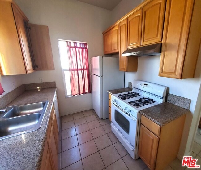 Building Photo - 119 Benton Wy