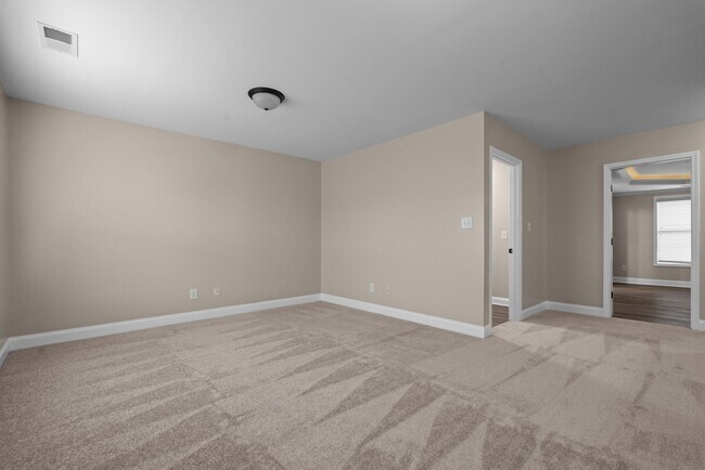 Building Photo - 133 Lockwood Dr