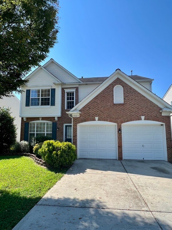 Primary Photo - 3029 Azalea Hills Dr