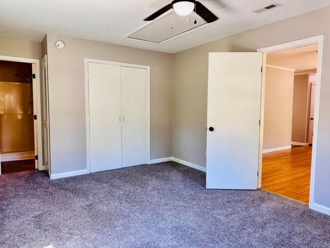 Building Photo - 4 BEDROOMS + 3 BATHS in Butner