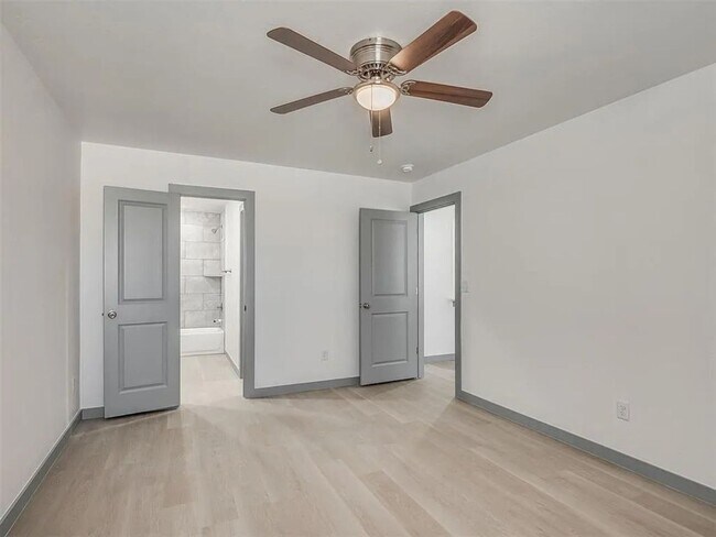 Building Photo - Turnkey 3-Bedroom Home in NW OKC – Perfect for Pets!