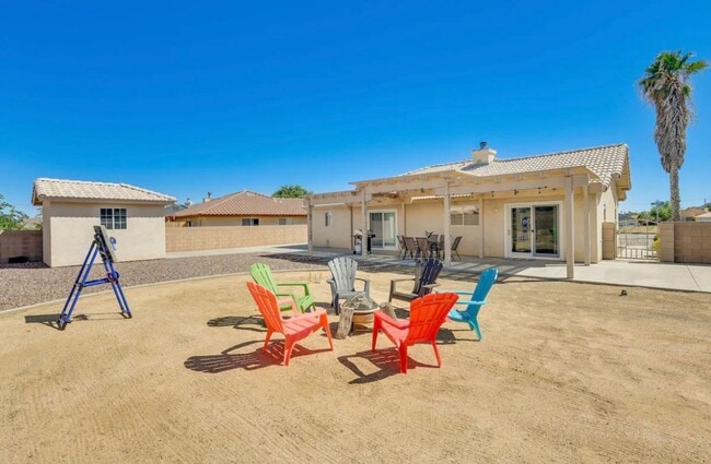 Building Photo - AVAILABLE NOW $200 off First Month Rent