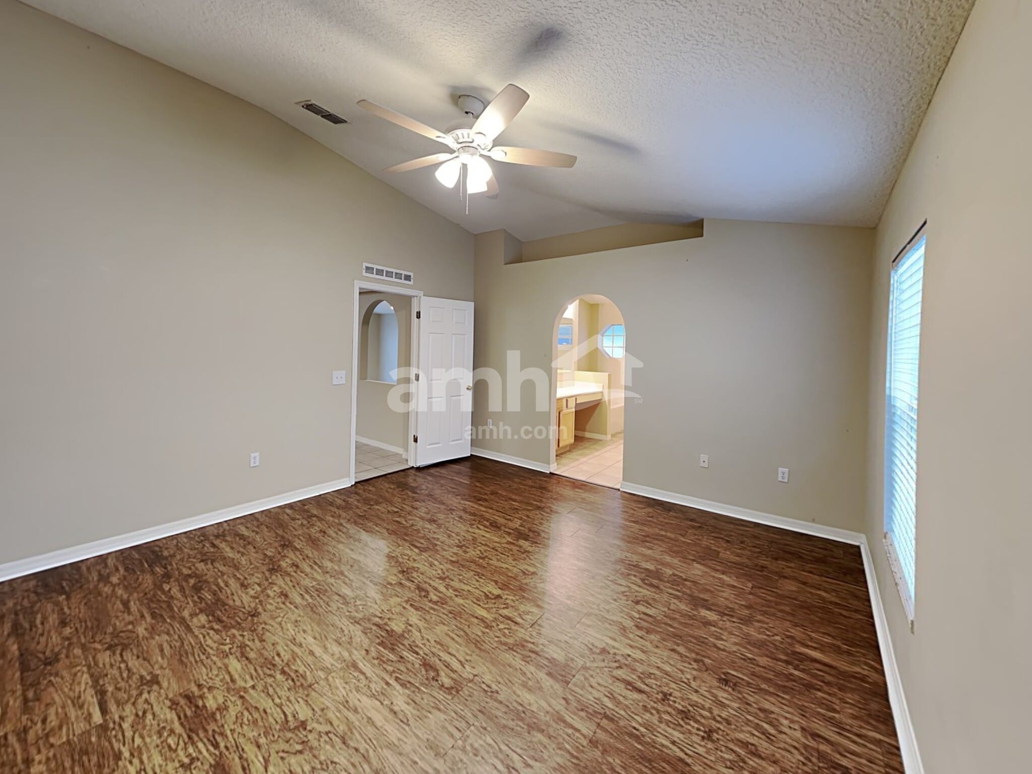 Building Photo - 1159 Macon Dr