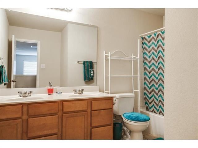 Building Photo - 2013 Prospect Ln