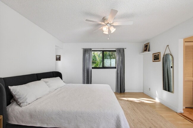 Building Photo - 22380 Pineapple Walk Dr