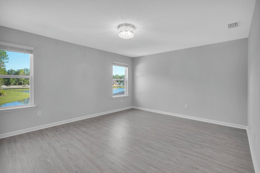 Building Photo - 162 Dahlia Falls Dr